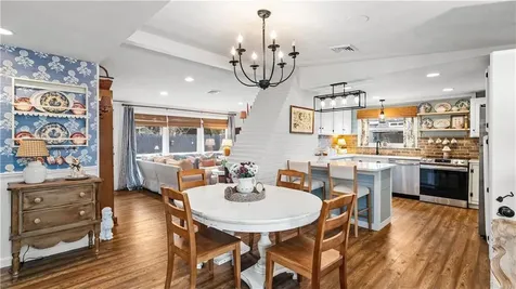 15 Shadbush Road Warwick RI 02888