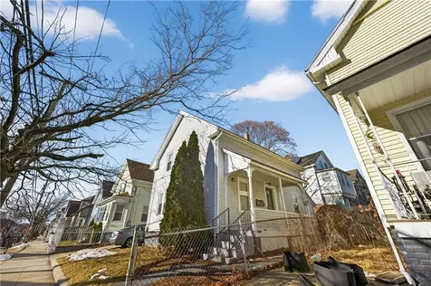 139 Early Street Providence RI 02905