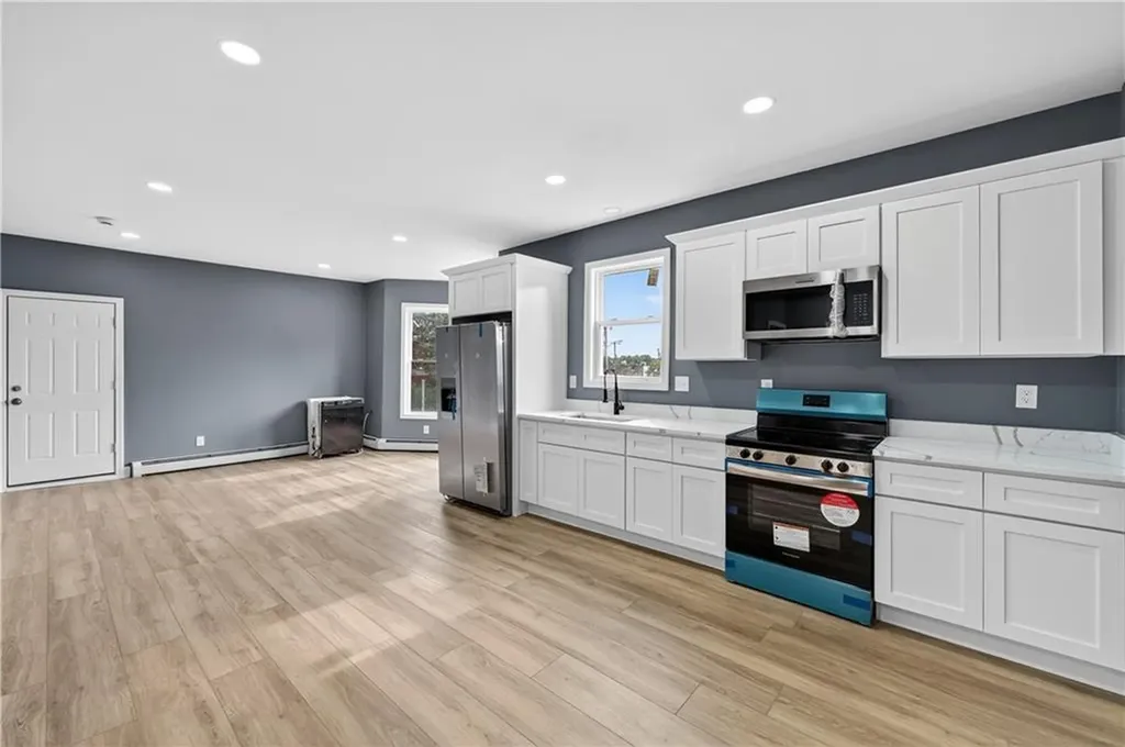14 Duncan Avenue Providence RI 02906