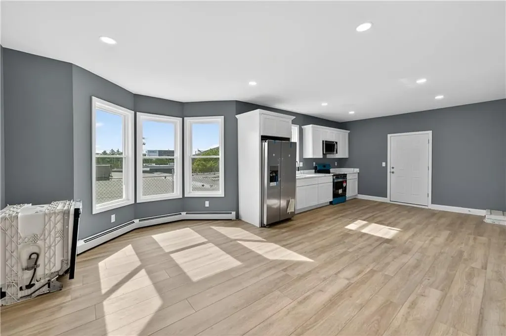 14 Duncan Avenue Providence RI 02906
