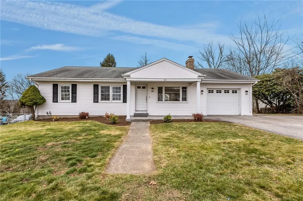 45 Valley View Drive Cumberland RI 02864