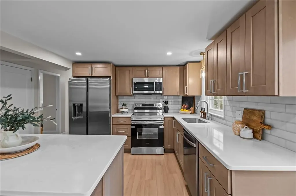 45 Valley View Drive Cumberland RI 02864