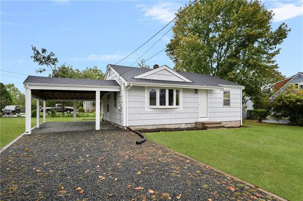 64 Martens Road Portsmouth RI 02871