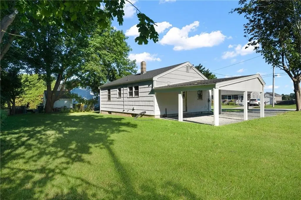64 Martens Road Portsmouth RI 02871