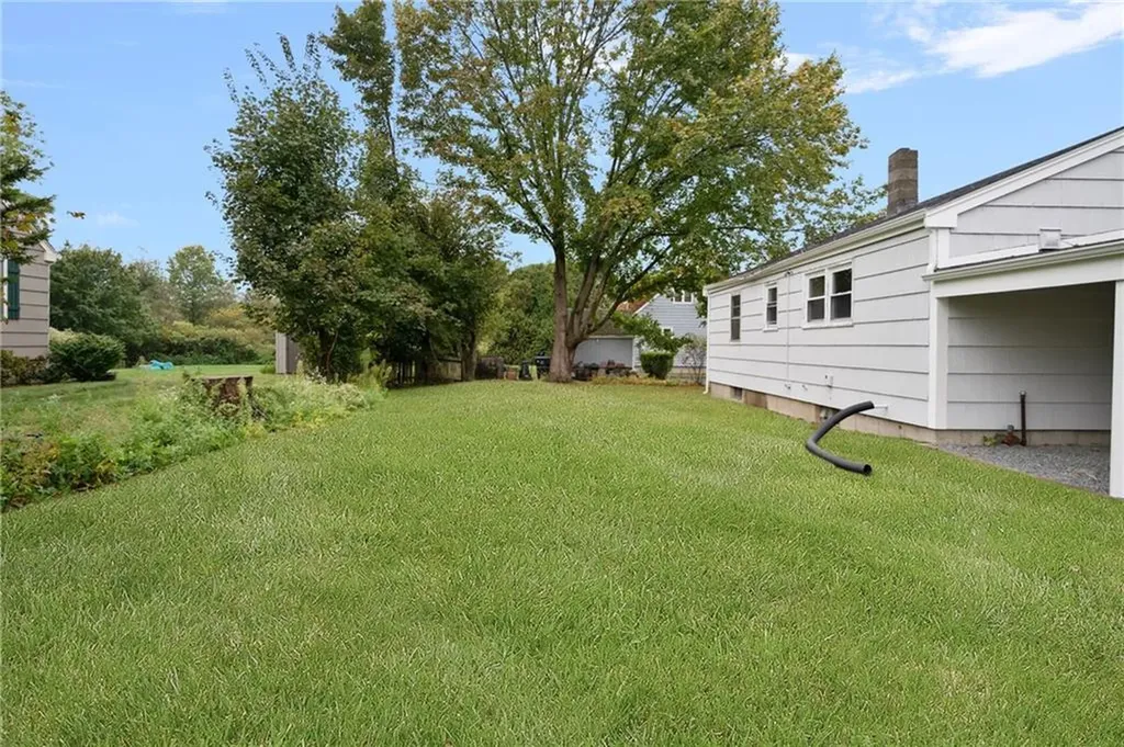 64 Martens Road Portsmouth RI 02871