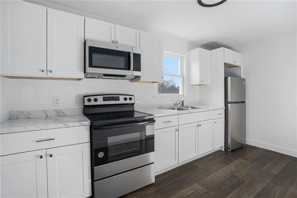 64 Martens Road Portsmouth RI 02871