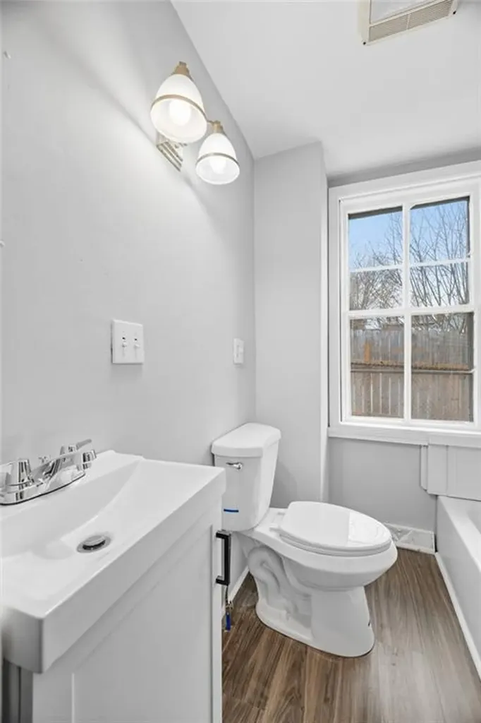 40 Youngs Avenue West Warwick RI 02893