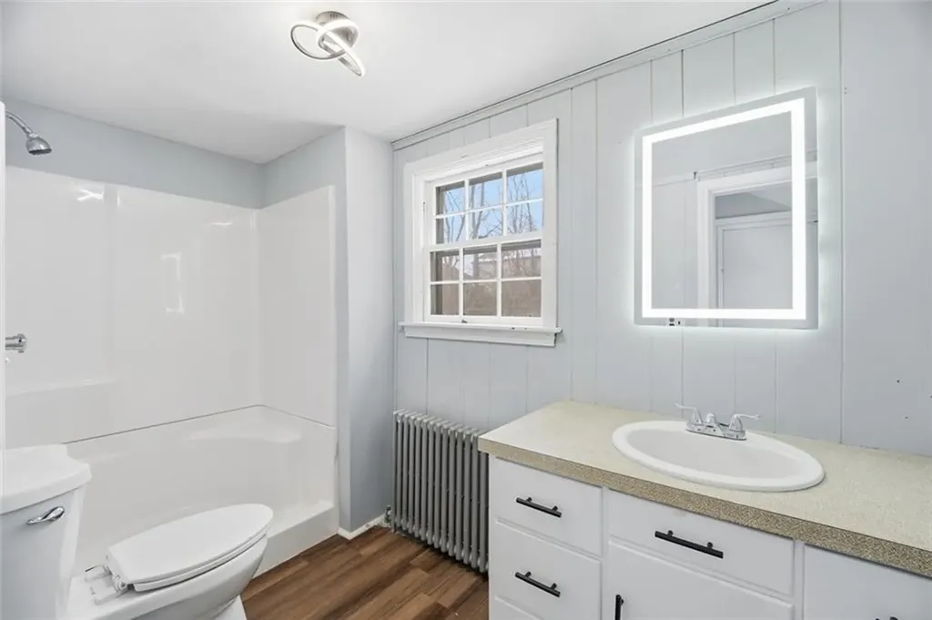 40 Youngs Avenue West Warwick RI 02893