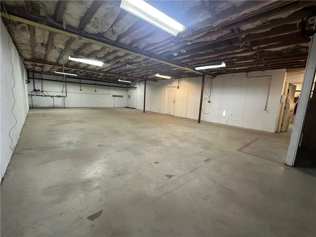 1296 Park Avenue Cranston RI 02910