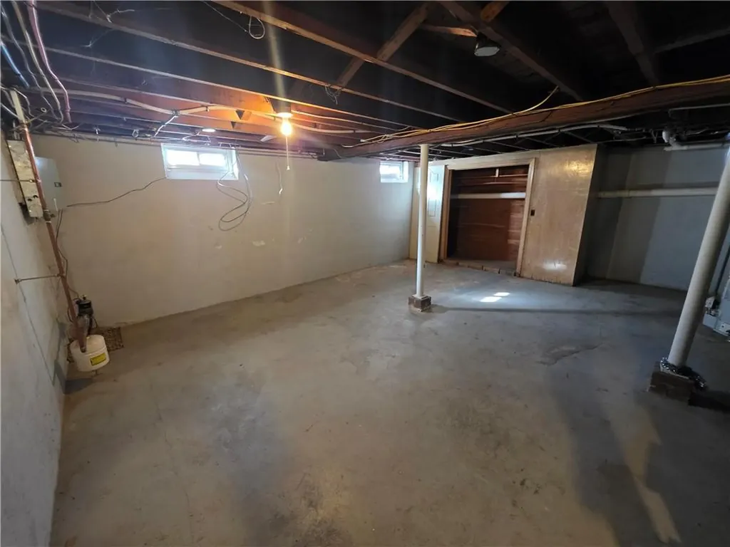 157 George Arden Avenue Warwick RI 02886