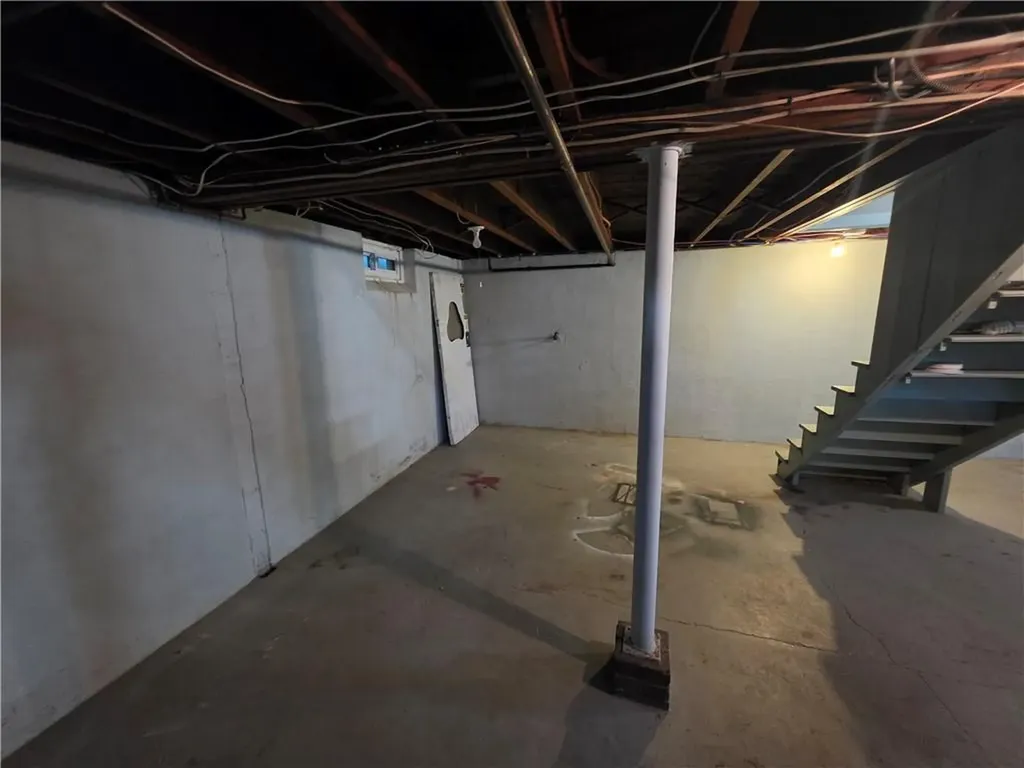 157 George Arden Avenue Warwick RI 02886