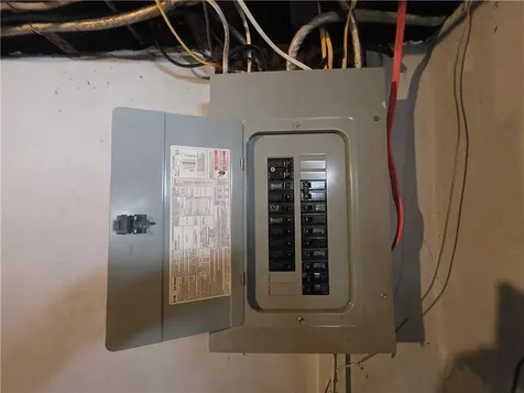 157 George Arden Avenue Warwick RI 02886