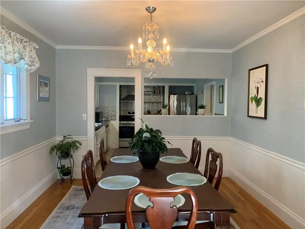 31 Elmcrest Avenue Providence RI 02908