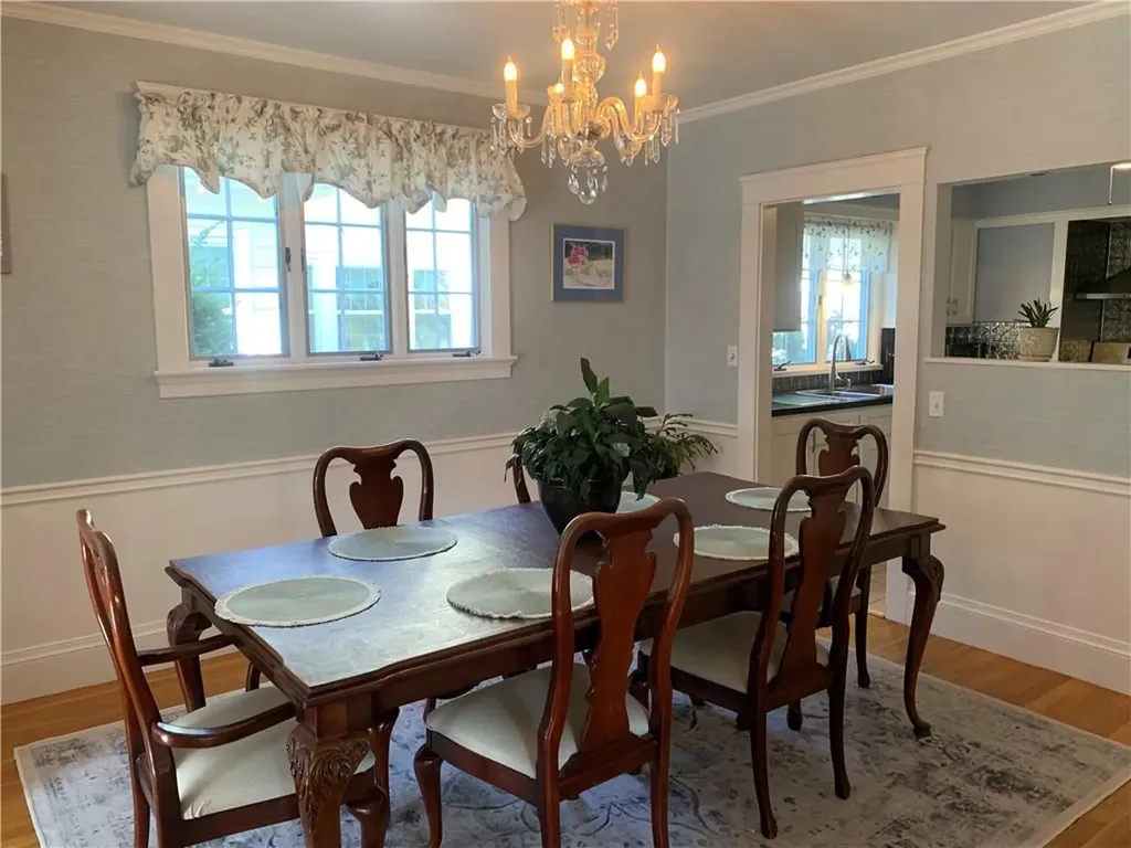 31 Elmcrest Avenue Providence RI 02908