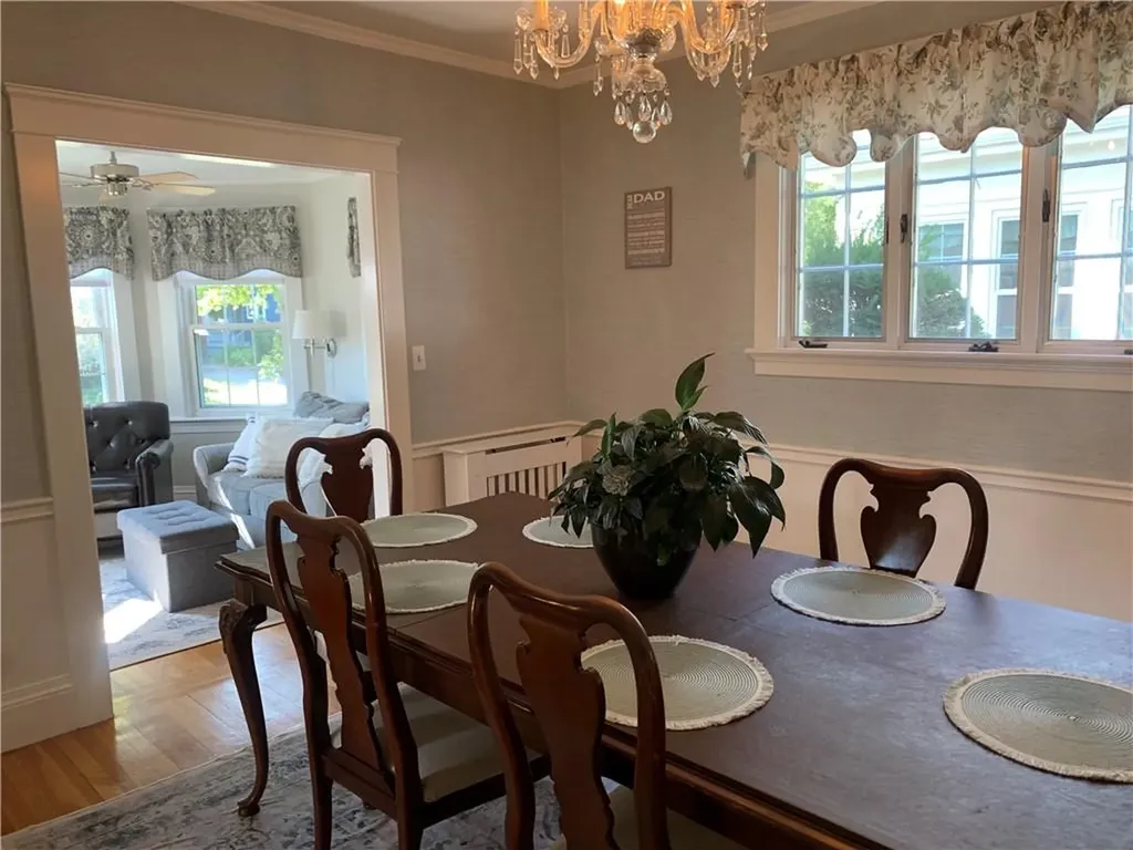 31 Elmcrest Avenue Providence RI 02908