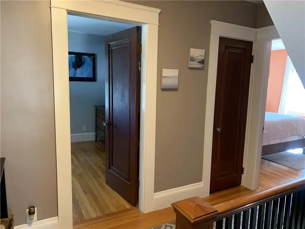 31 Elmcrest Avenue Providence RI 02908