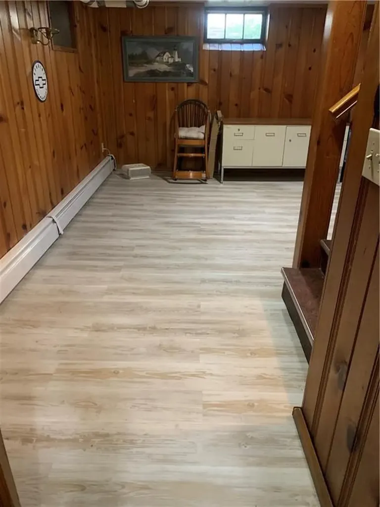 31 Elmcrest Avenue Providence RI 02908