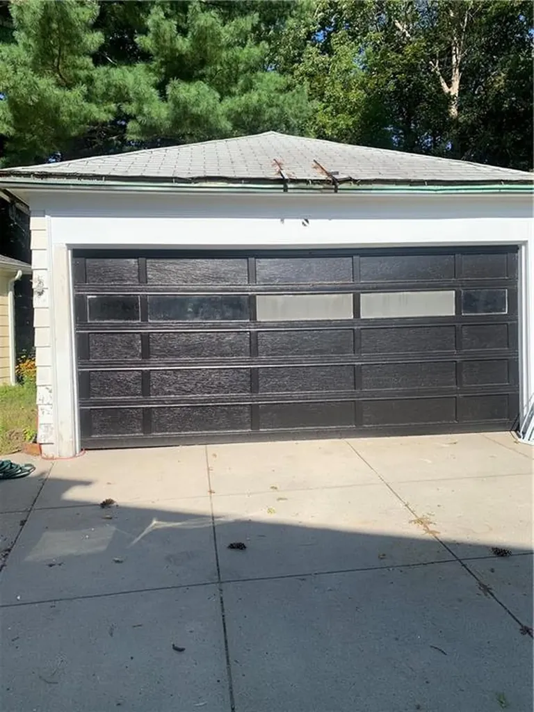 31 Elmcrest Avenue Providence RI 02908