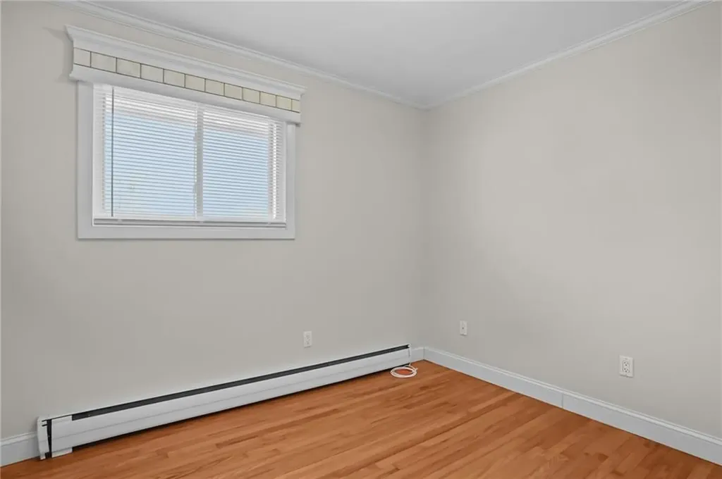 4 Philips Street Middletown RI 02842