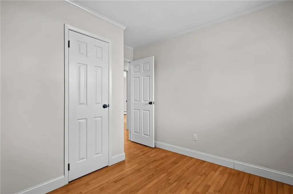 4 Philips Street Middletown RI 02842