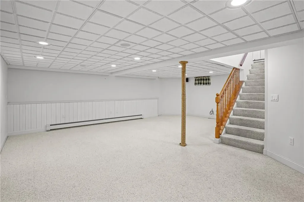 4 Philips Street Middletown RI 02842