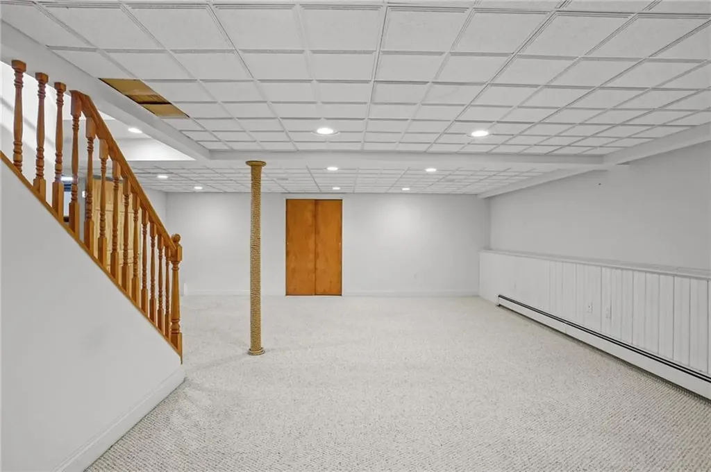 4 Philips Street Middletown RI 02842