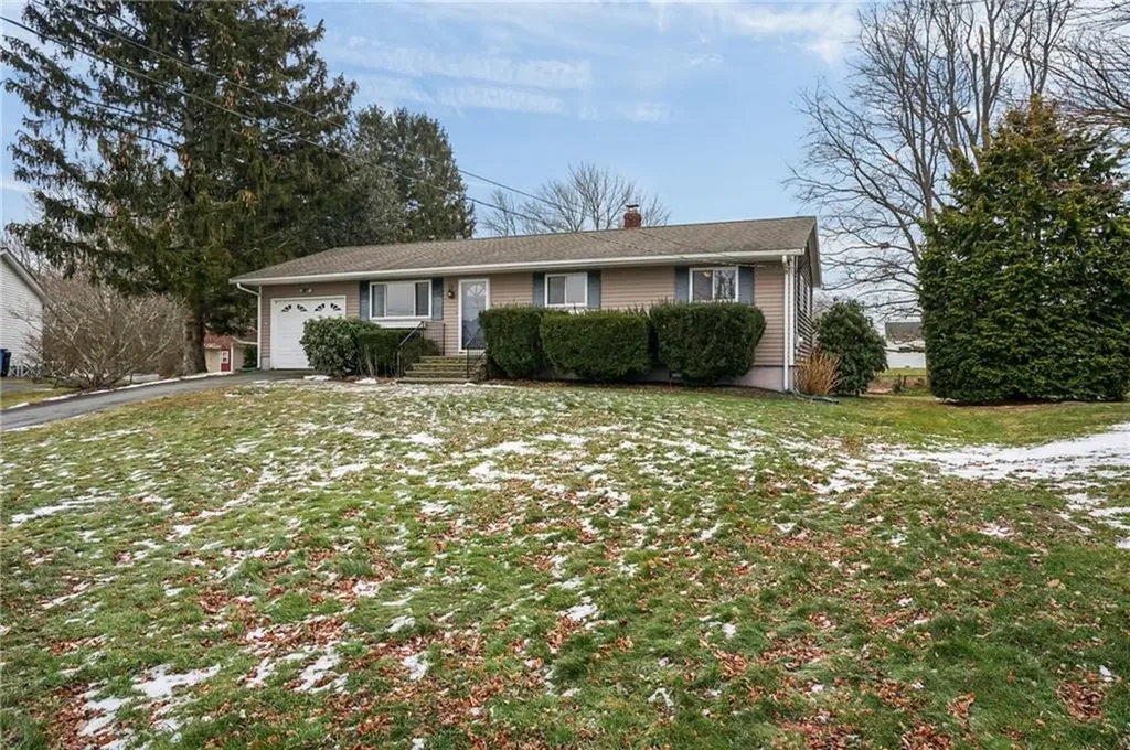 4 Philips Street Middletown RI 02842