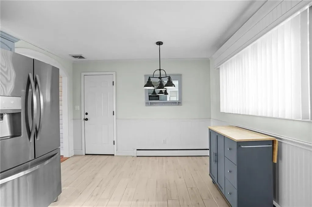 4 Philips Street Middletown RI 02842