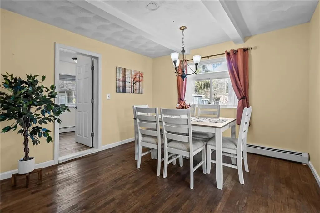 273 Main Street Cranston RI 02823