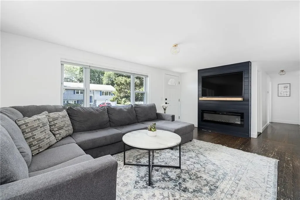 340 Old Mill Lane Portsmouth RI 02871