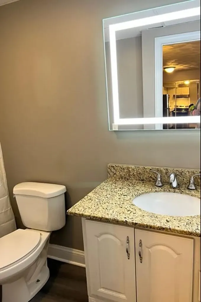 1190 Charles Street North Providence RI 02904
