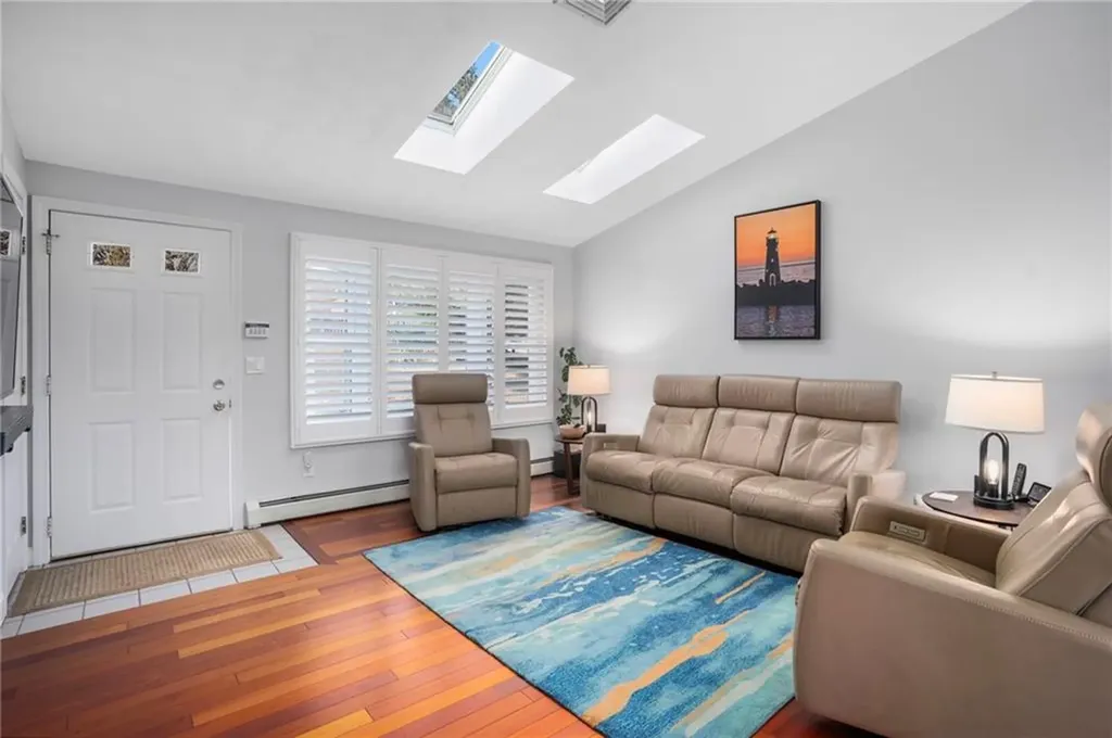 1 Roblyn Drive Johnston RI 02919