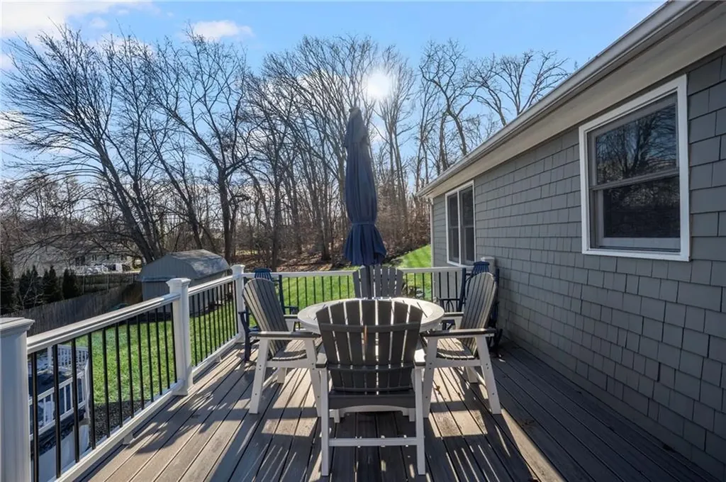 1 Roblyn Drive Johnston RI 02919