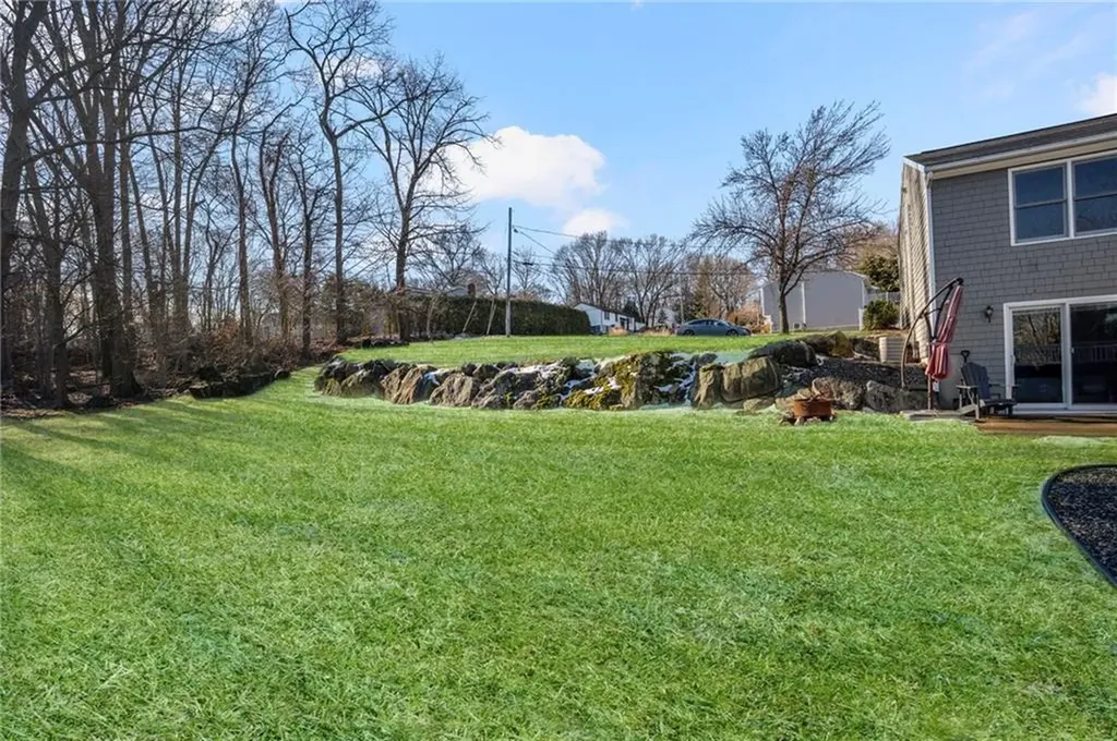 1 Roblyn Drive Johnston RI 02919