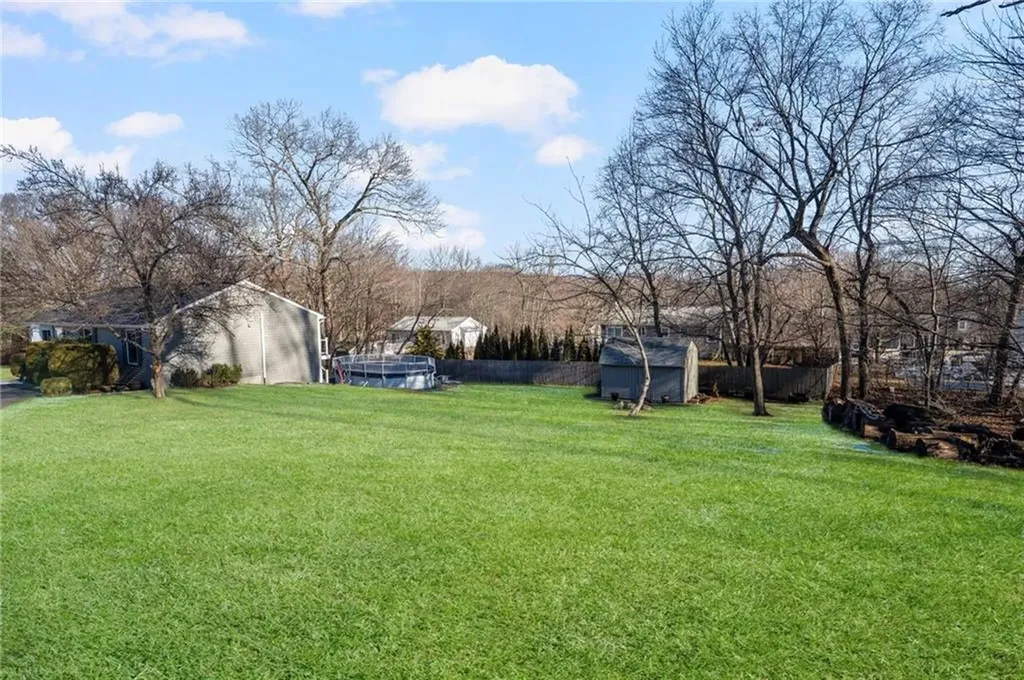 1 Roblyn Drive Johnston RI 02919