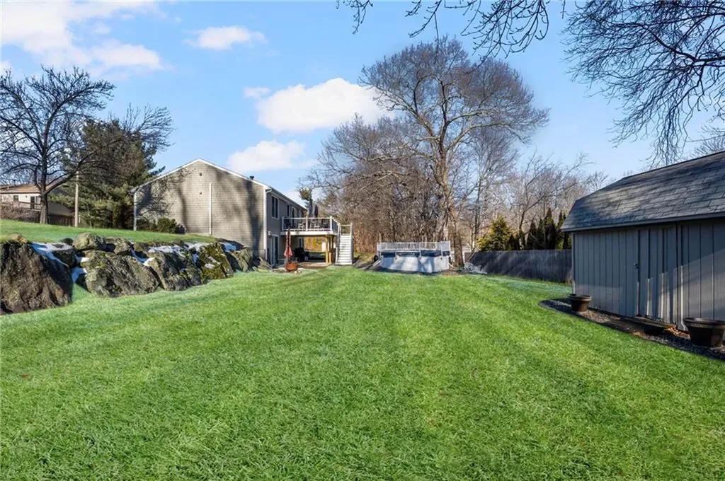 1 Roblyn Drive Johnston RI 02919