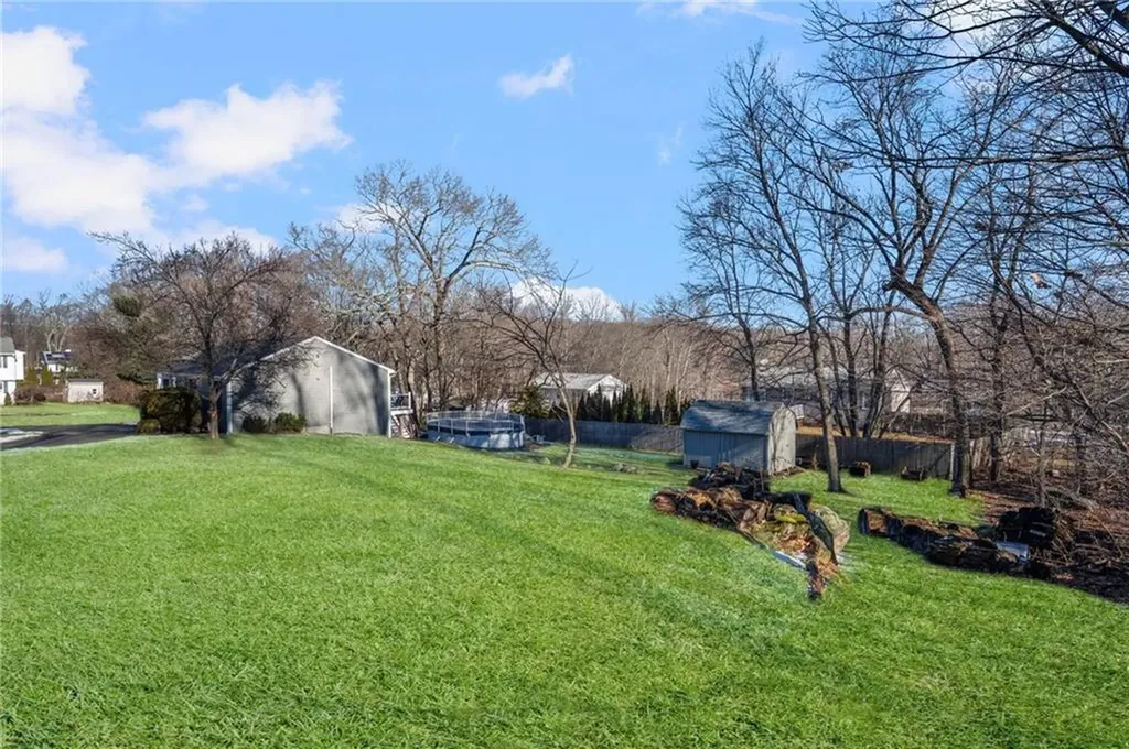 1 Roblyn Drive Johnston RI 02919