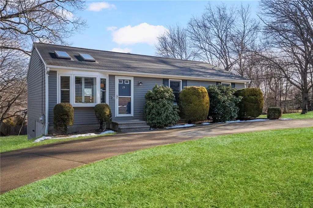 1 Roblyn Drive Johnston RI 02919