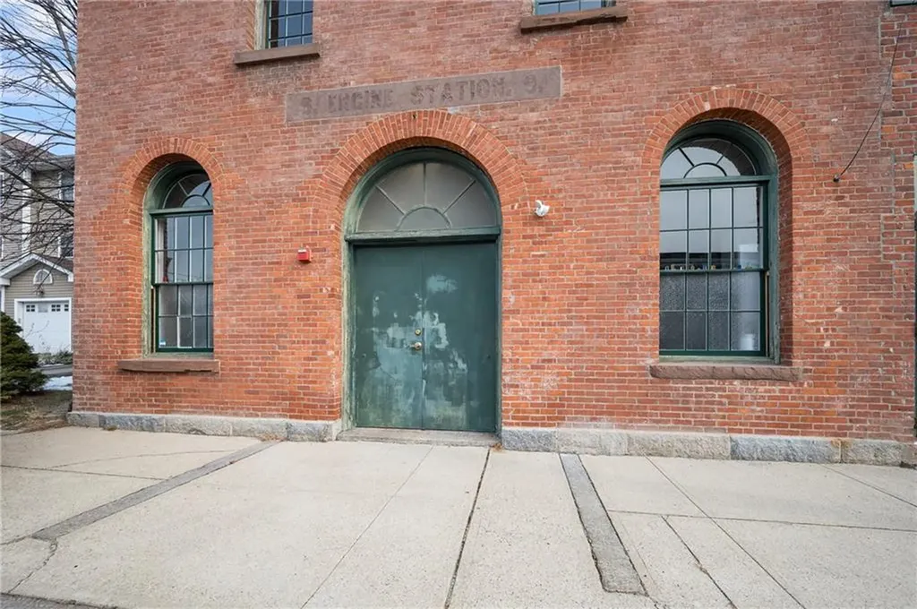 4 Pallas Street Providence RI 02903