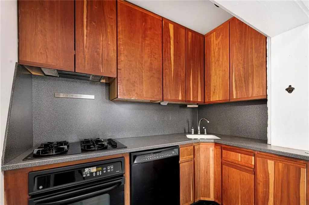 4 Pallas Street Providence RI 02903