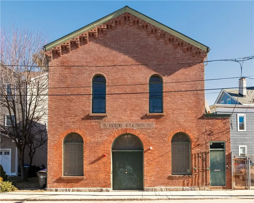 4 Pallas Street Providence RI 02903
