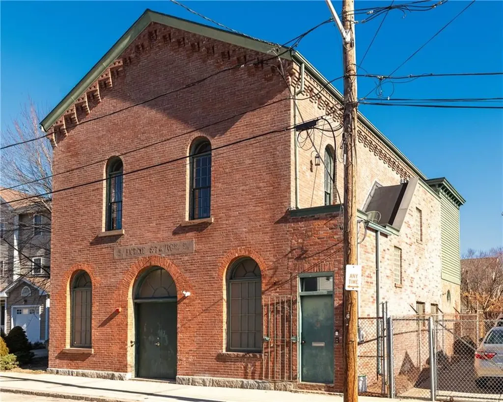 4 Pallas Street Providence RI 02903