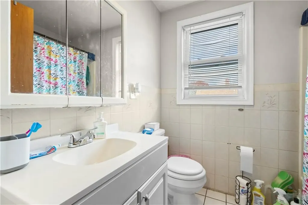 120 Hawkins Street Providence RI 02908