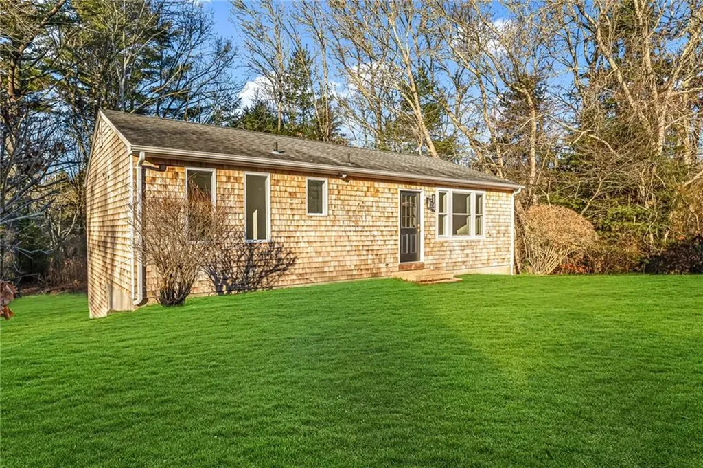 14 Tarpon Lane Charlestown RI 02813
