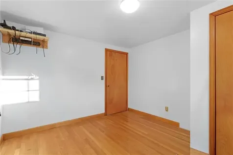 233 Turnpike Avenue Portsmouth RI 02871