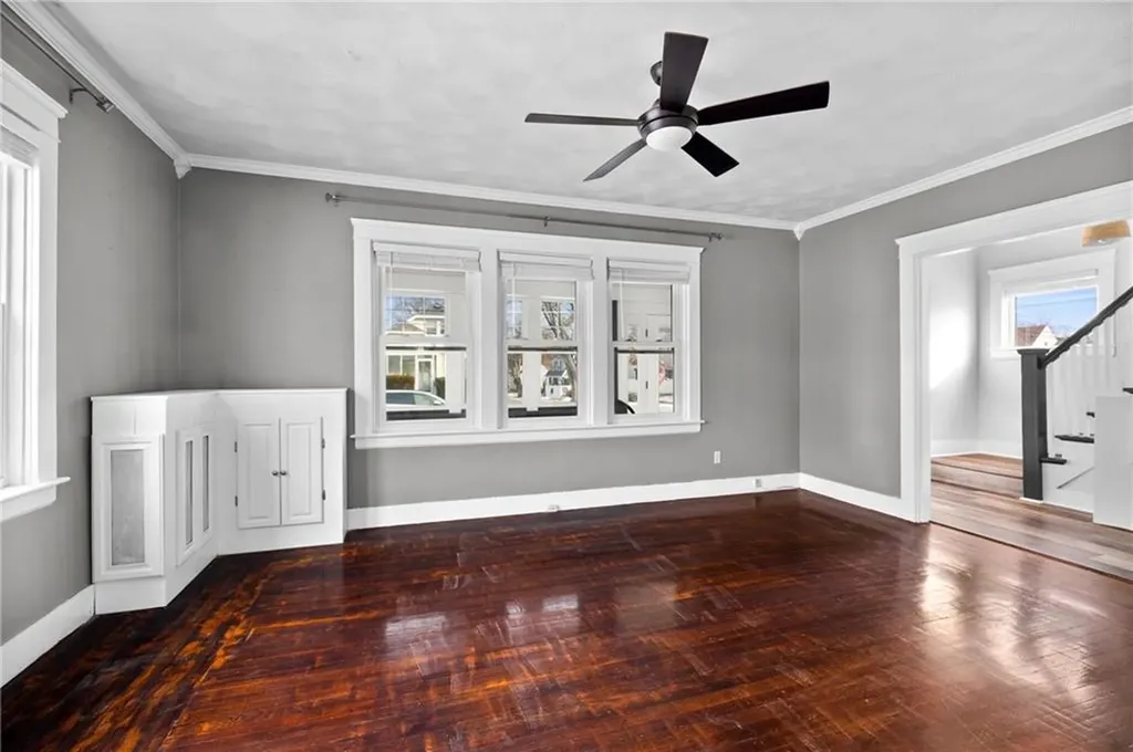 47 Holburn Avenue Cranston RI 02910