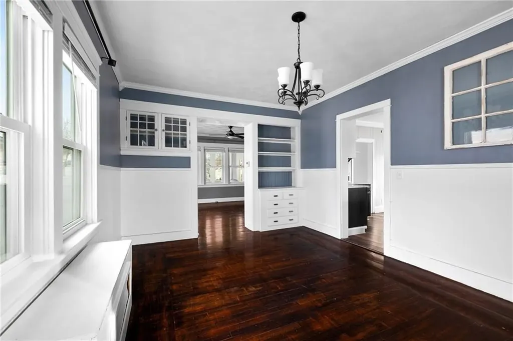 47 Holburn Avenue Cranston RI 02910