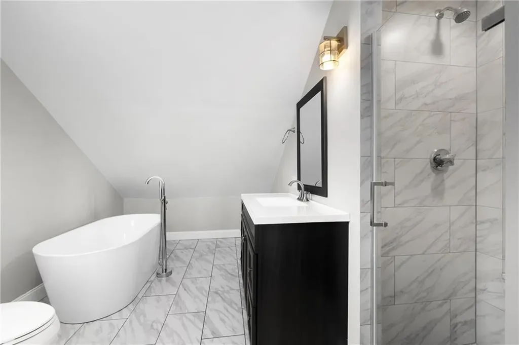 47 Holburn Avenue Cranston RI 02910