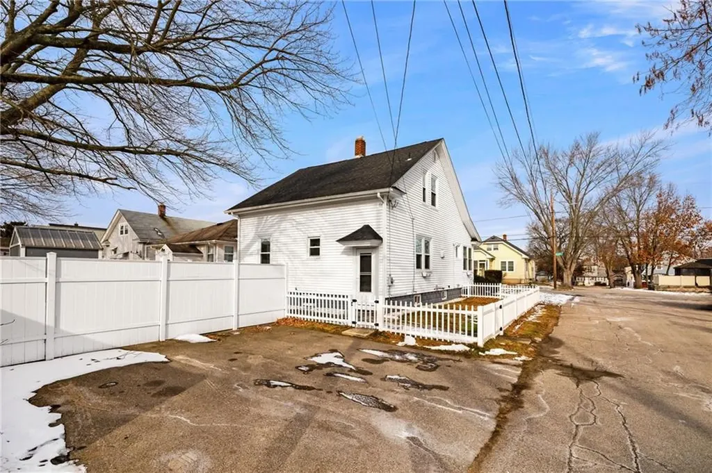 47 Holburn Avenue Cranston RI 02910