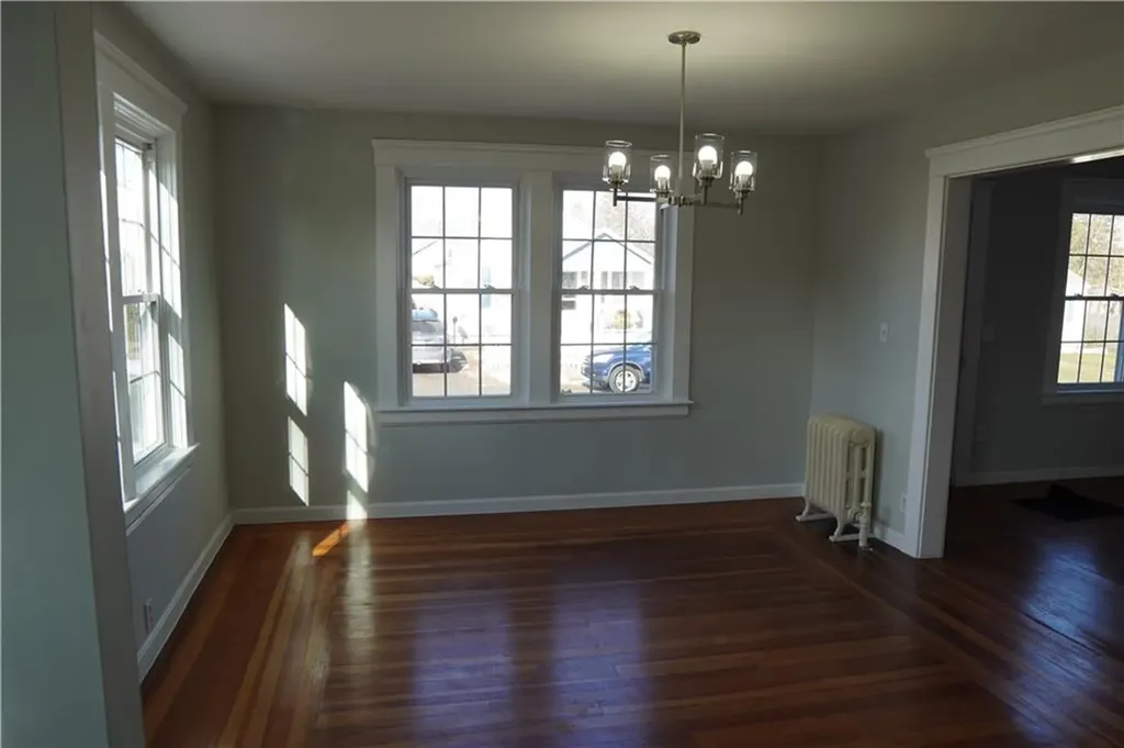 46 Royland Road Warwick RI 02889